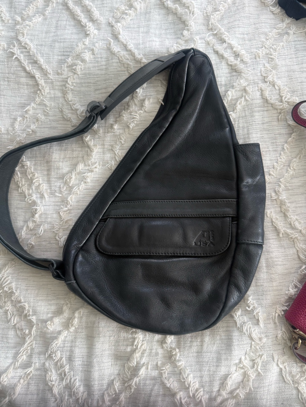 Ameribag 15 Inch Leather Back Bag
